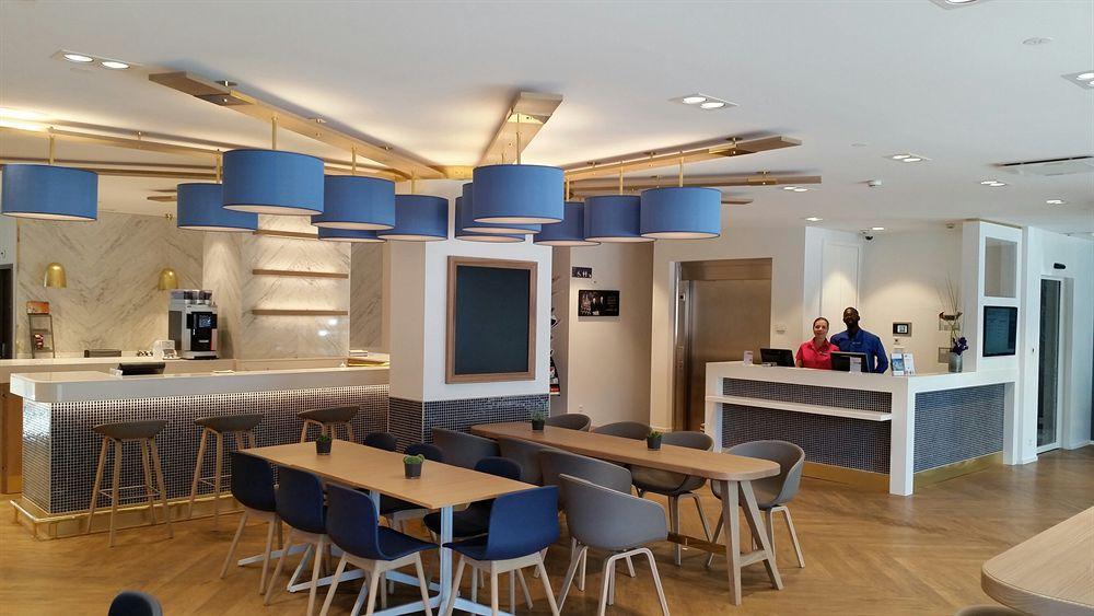 Visionapartments Place De Cornavin - Contactless Check-In Geneva Exterior photo