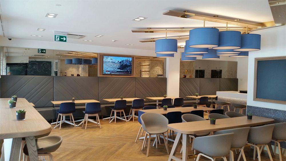 Visionapartments Place De Cornavin - Contactless Check-In Geneva Exterior photo